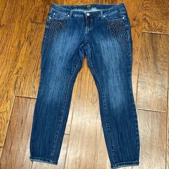 TORRID SKINNY STUDDED JEANS - Picture 1 of 7